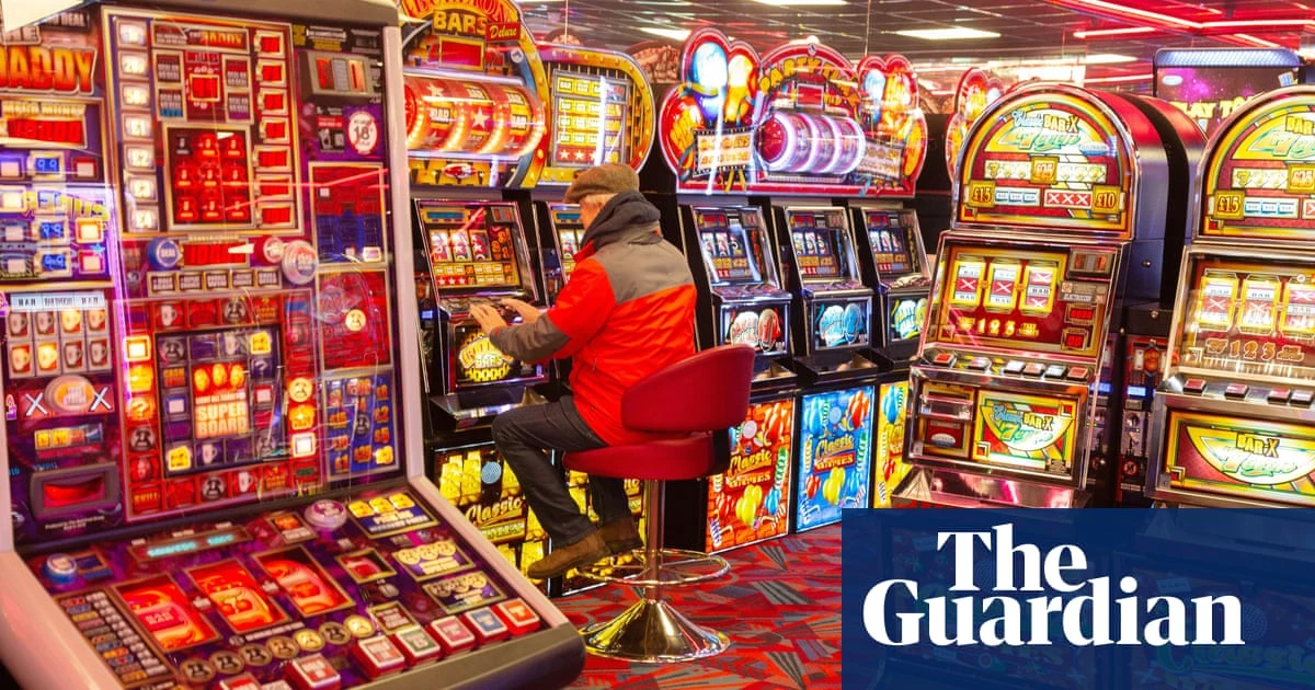 Government pauses plans to ease slot machine rules across Great Britain