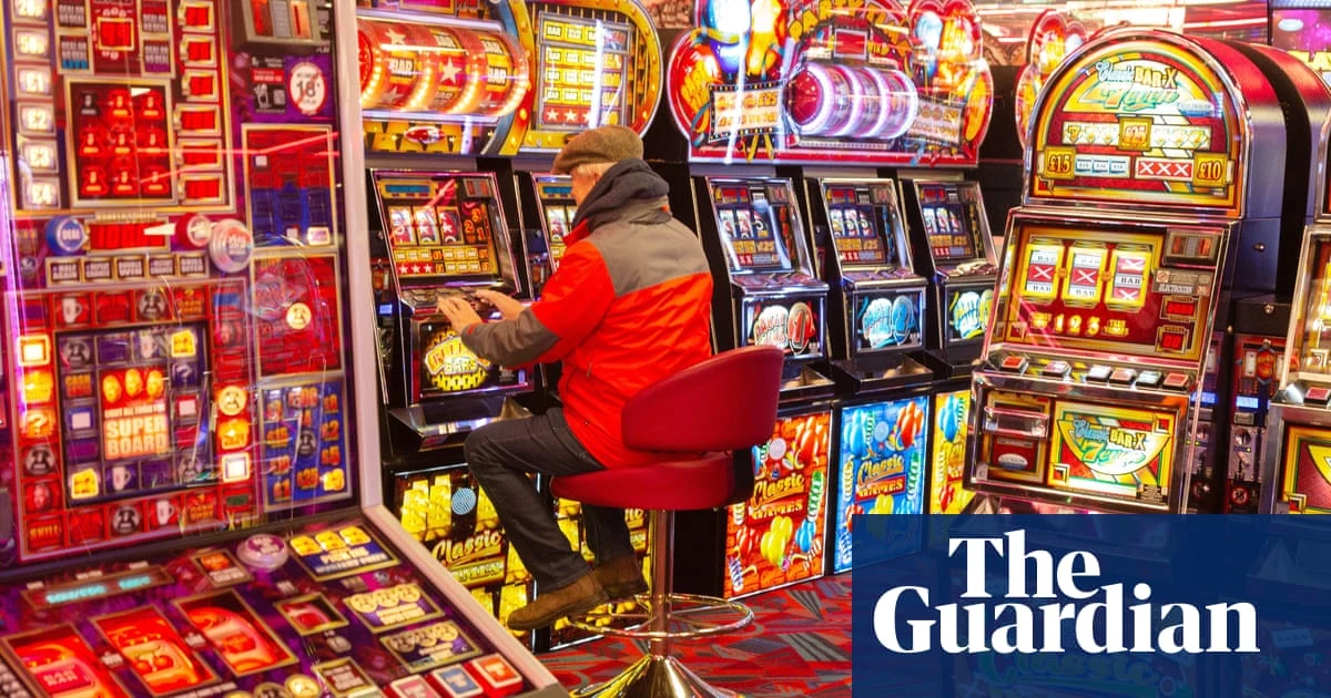 High-street slot machines reap record takings as councils call for power to curb spread