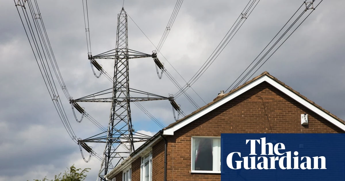 UK ministers push ahead with discount on bills for households near new pylons