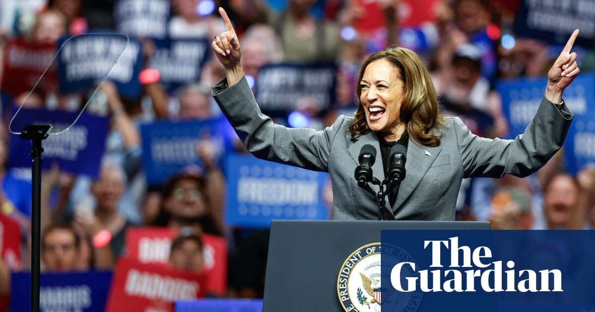 More than 700 national security officials endorse Kamala Harris for president