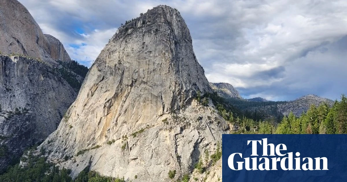Yosemite hiker slips on cables in Half Dome and falls to death during storm