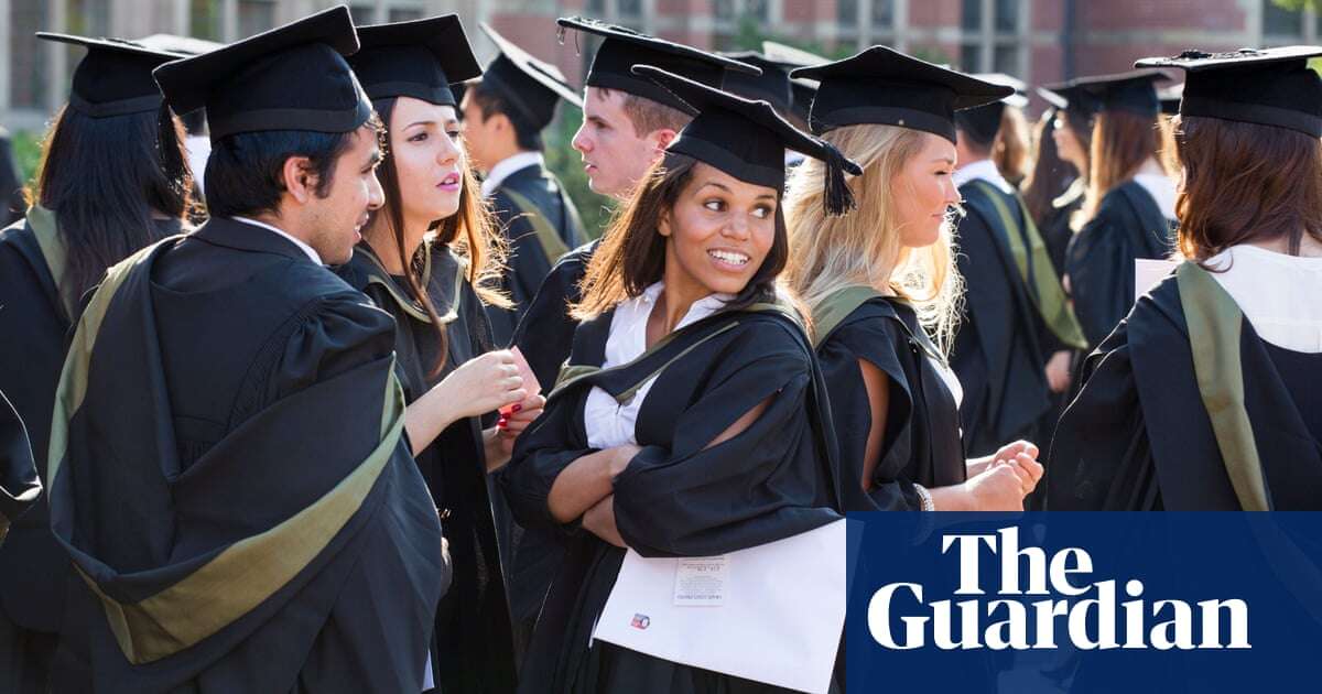 University degree still best for young Britons’ life chances, says former minister