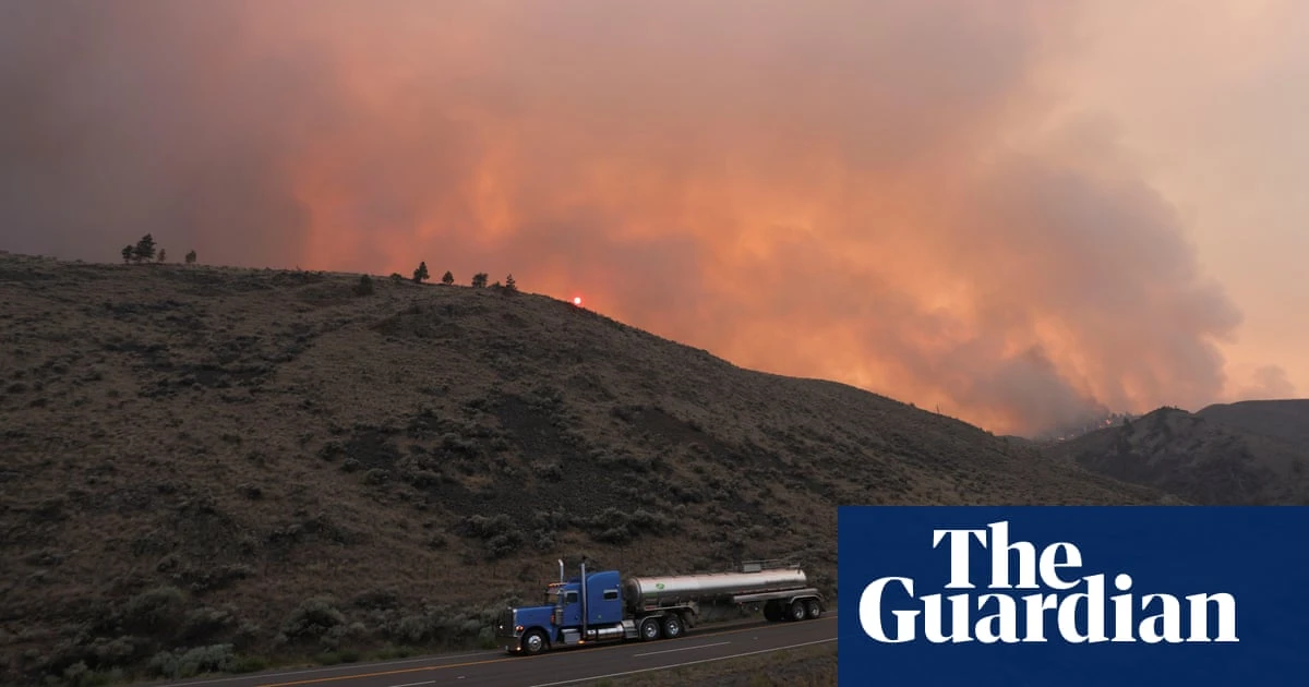 Large-scale and intense wildfires carrying smoke across northern hemisphere