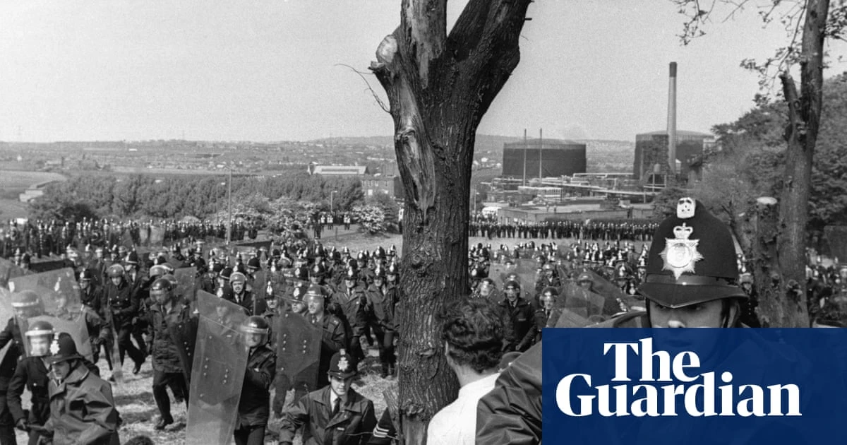 Police behaviour at protests not changed since Orgreave, say activists
