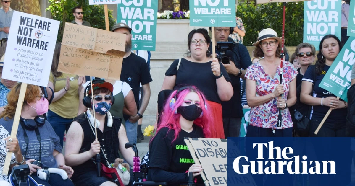 MPs vote to pass Keir Starmer's welfare bill after last-minute concessions – video
