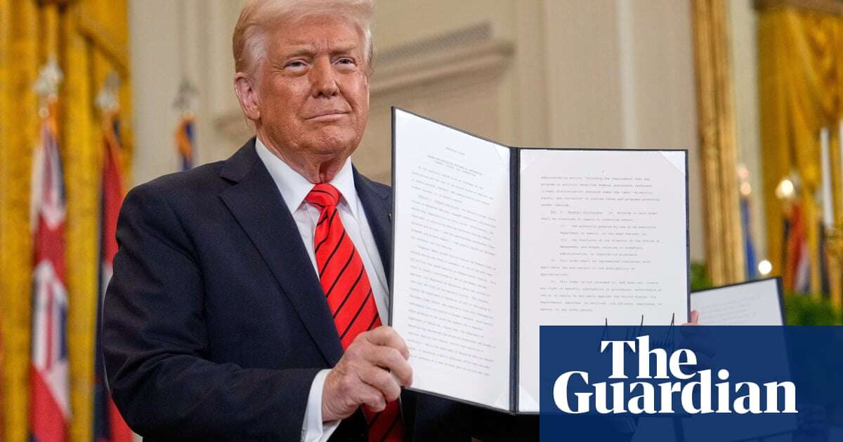 Trump signs executive order aimed at eliminating the Department of Education – video