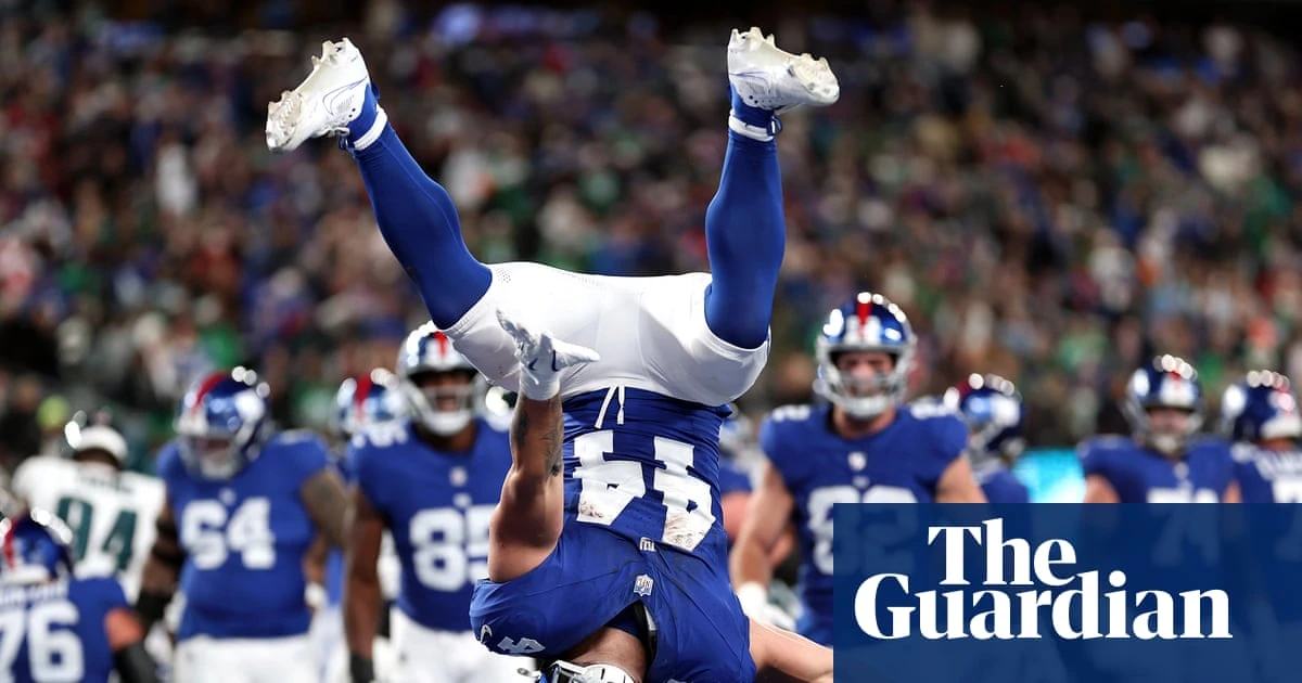 Giants crush Eagles as Super Bowl champs lose second game in a row