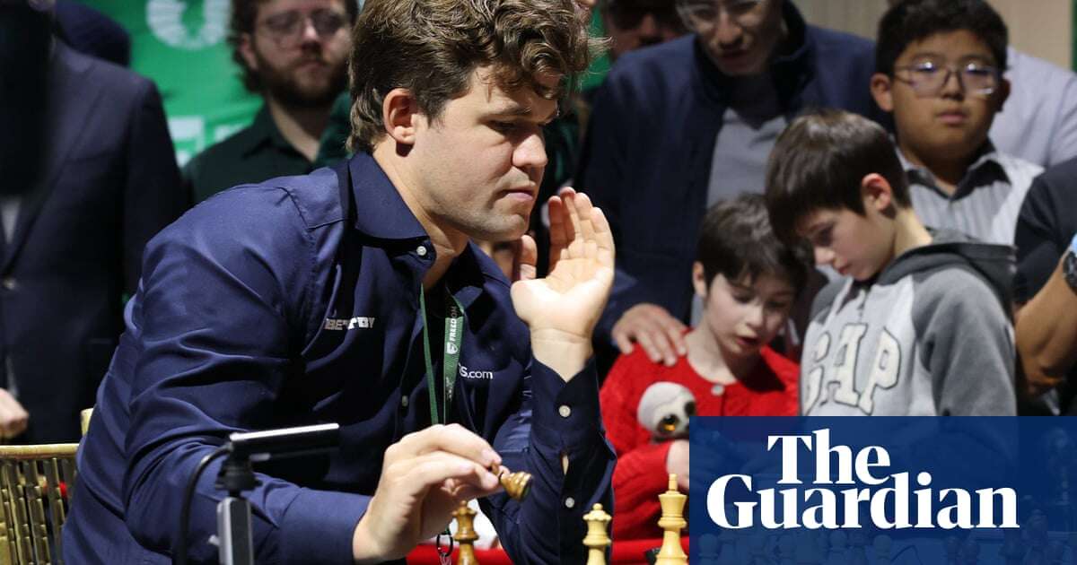 Chess: jeans-clad Carlsen defies critics to share Blitz with Nepomniachtchi