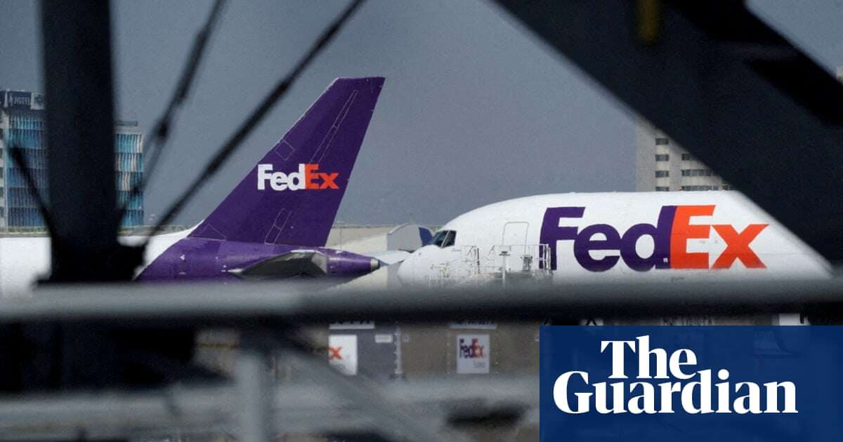 Air freight greenhouse gas emissions up 25% since 2019, analysis finds