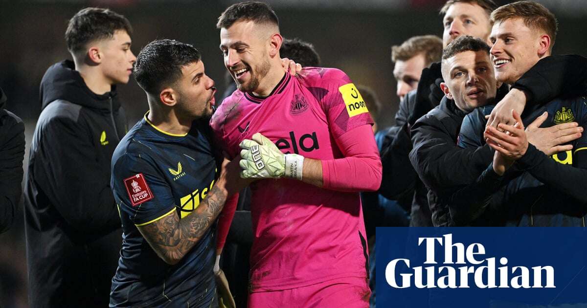 Newcastle into quarter-finals after winning penalty shootout at Blackburn