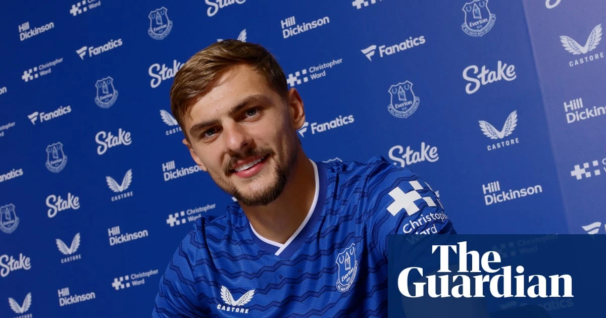 Everton seal £28m deal for Chelsea midfielder Kiernan Dewsbury-Hall
