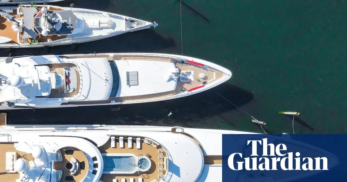 MP to launch bill to target superyachts, private jets and fossil fuel producers