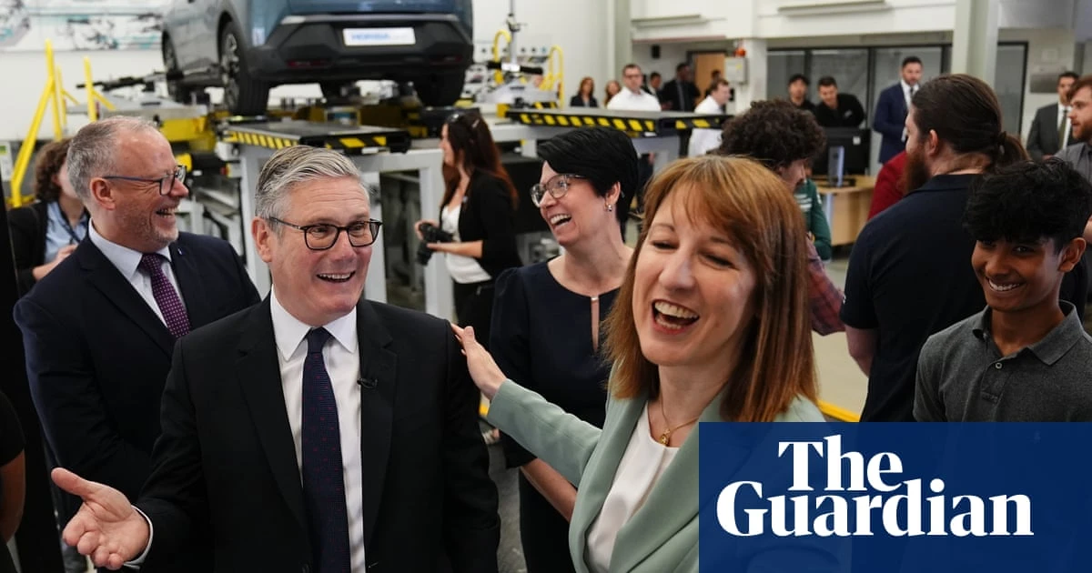 Reeves calls for Middle East de-escalation amid oil price fears