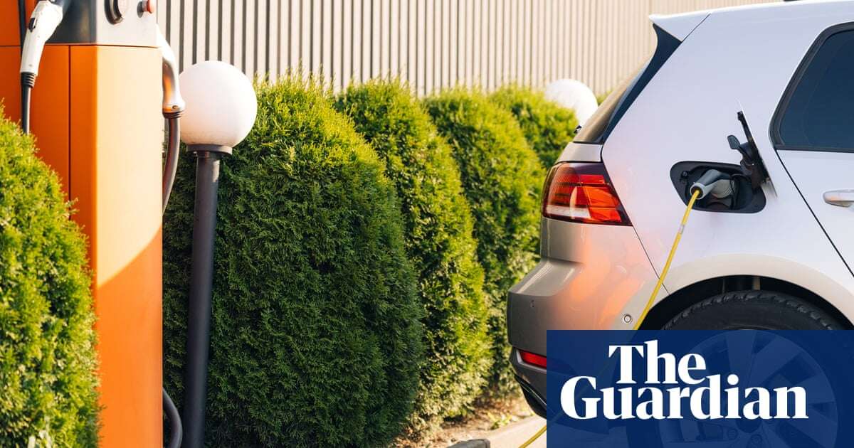 Electric cars’ lifespans reach those of petrol and diesel vehicles in UK