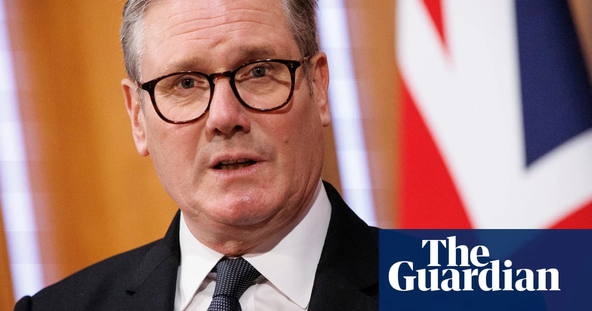 UK risks becoming ‘island of strangers’ without more immigration curbs, Starmer says