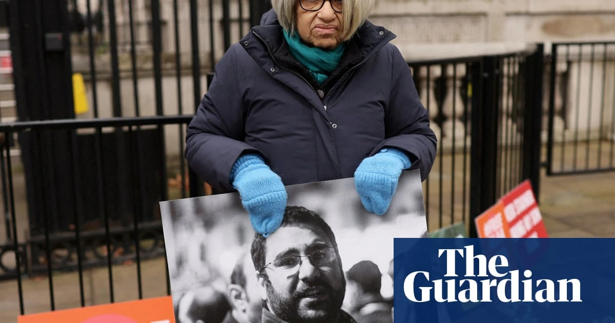 Mother of jailed British-Egyptian activist resumes full hunger strike