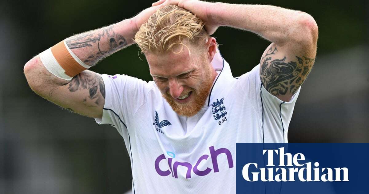 Ben Stokes in new injury scare as England toil in third Test against New Zealand