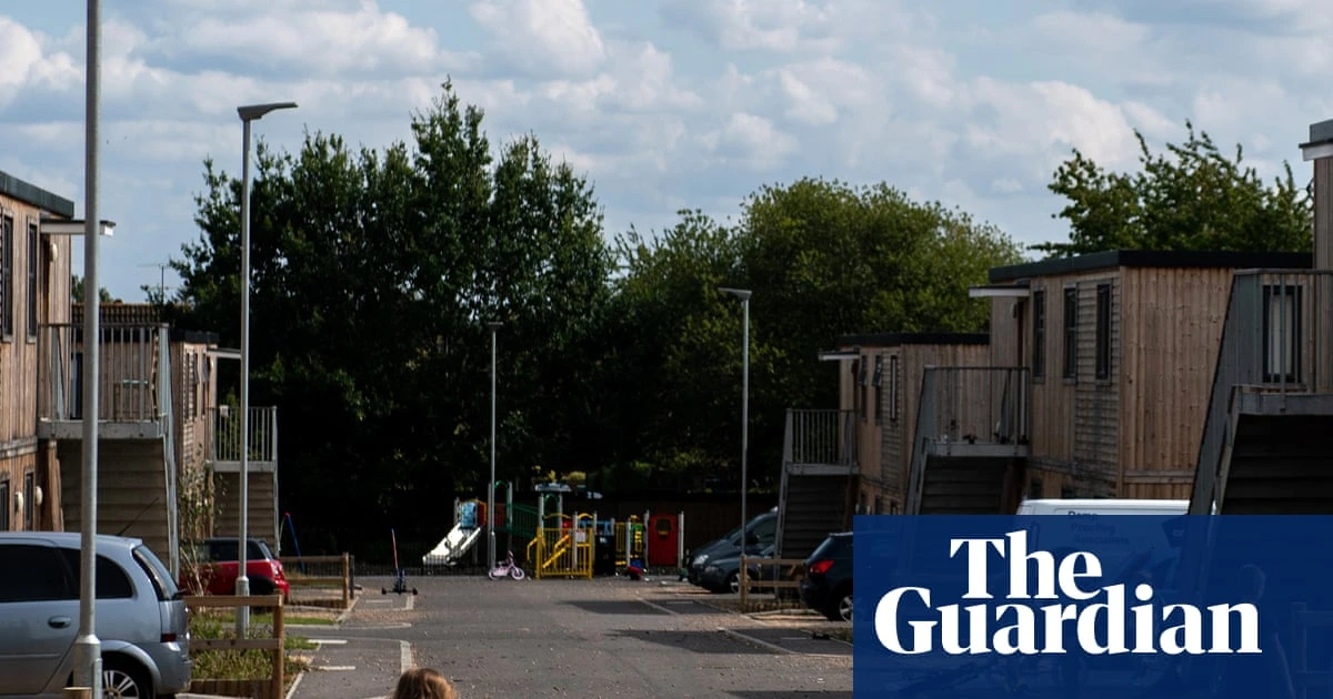 Keir Starmer tells MPs he wants to cut child poverty before next election
