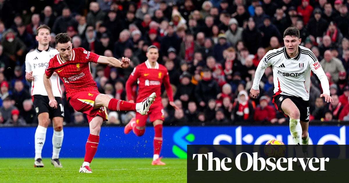 Diogo Jota rescues point for 10-man Liverpool to deny Fulham famous win