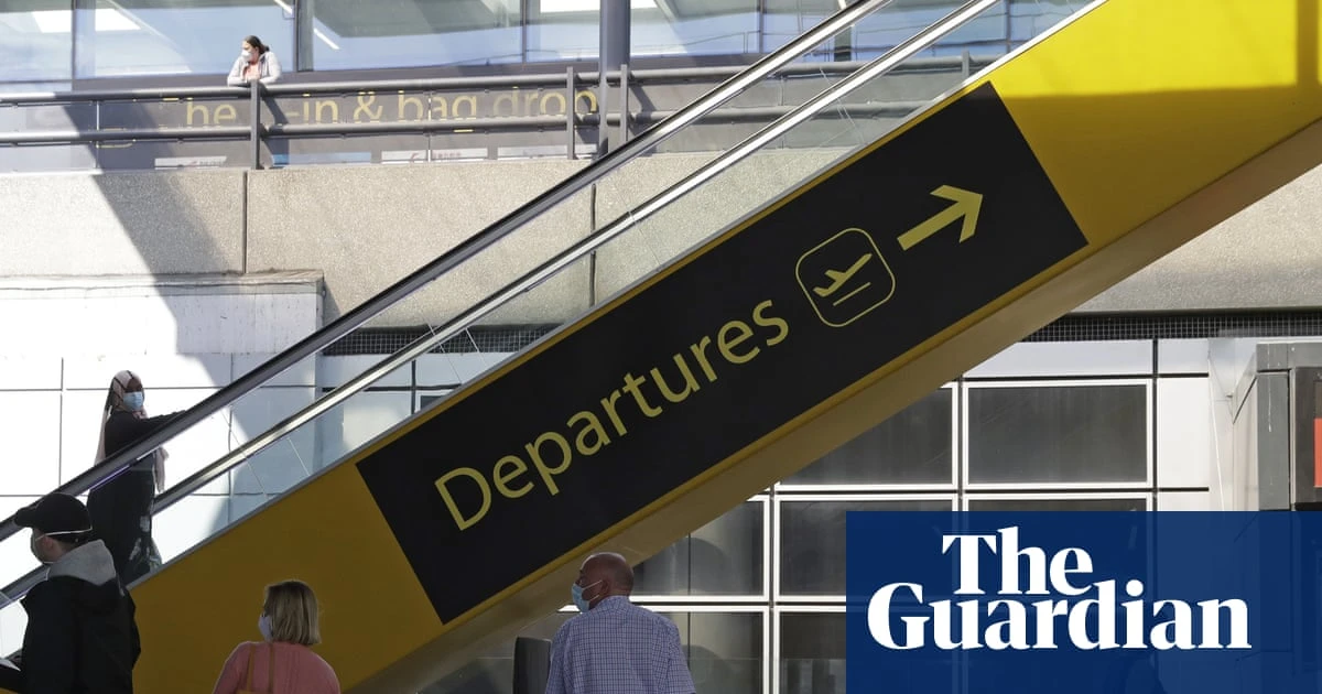 Britons living abroad: tell us your views on UK politics today