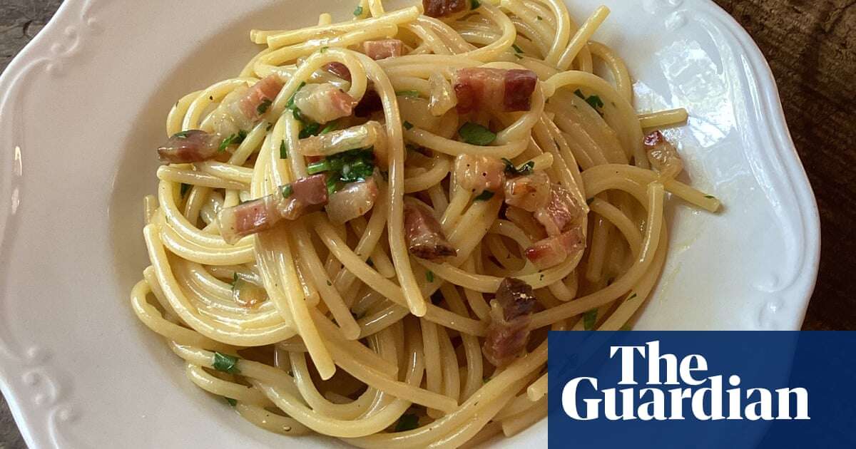 Rachel Roddy’s recipe for spaghetti alla carbonara like it’s 1979 | A kitchen in Rome