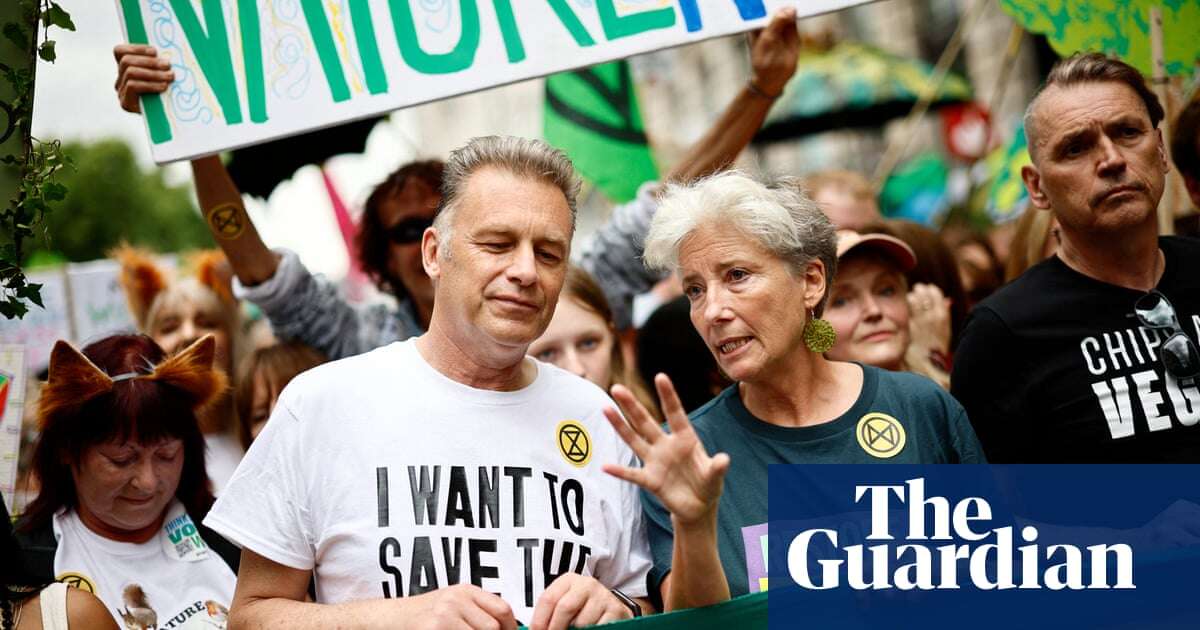 Thousands march in London to urge leaders to tackle wildlife crisis