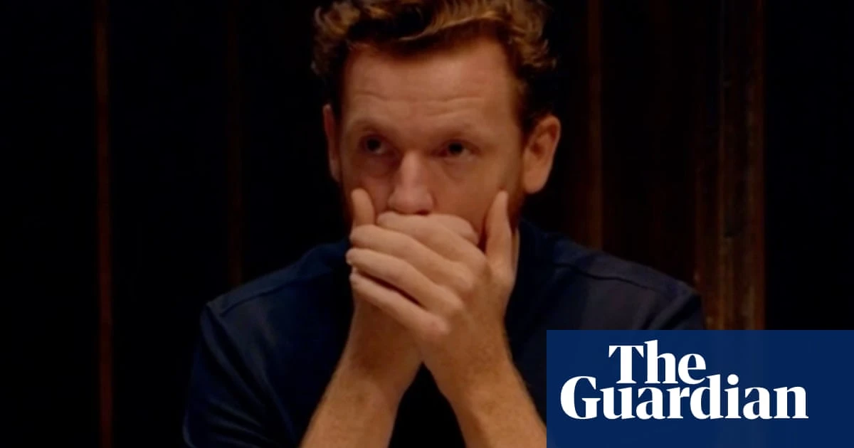 How to spot a liar: 10 essential tells – from random laughter to copycat gestures