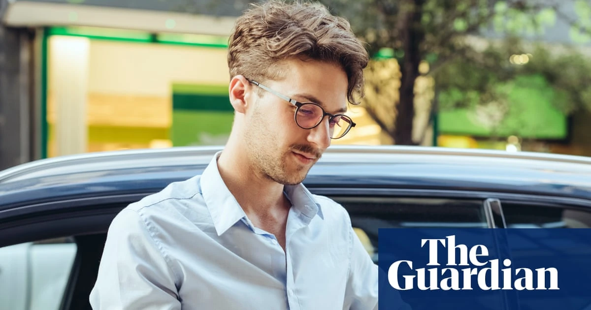 PCN parking fines: drivers warned over rise in text scams