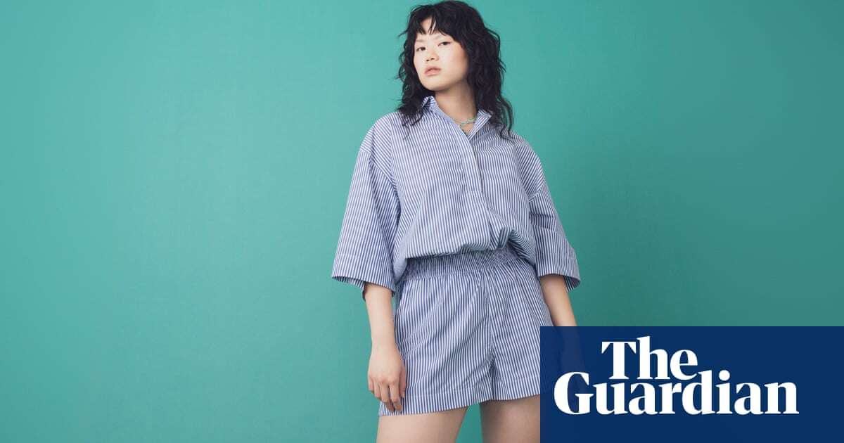 Got a fear of shorts? It’s all about choosing the right shirt | Jess Cartner-Morley on fashion