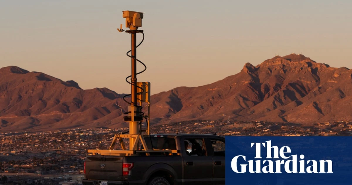 Judge dismisses trespassing charges against immigrants crossing US-Mexico border