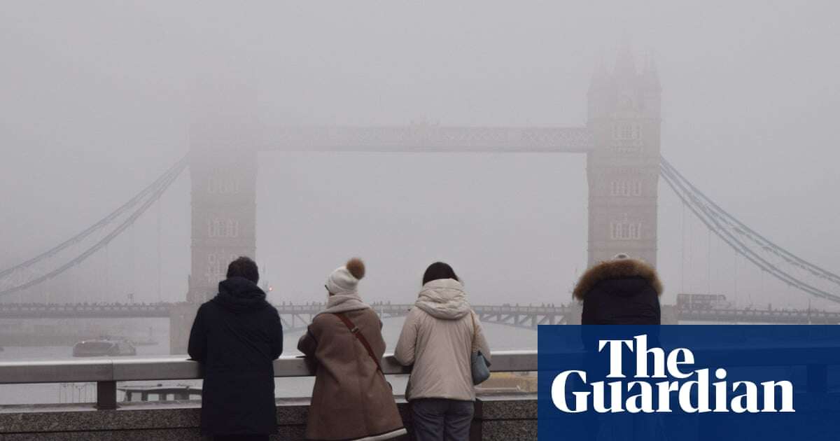 Thick fog expected to continue causing disruption at UK airports on Sunday