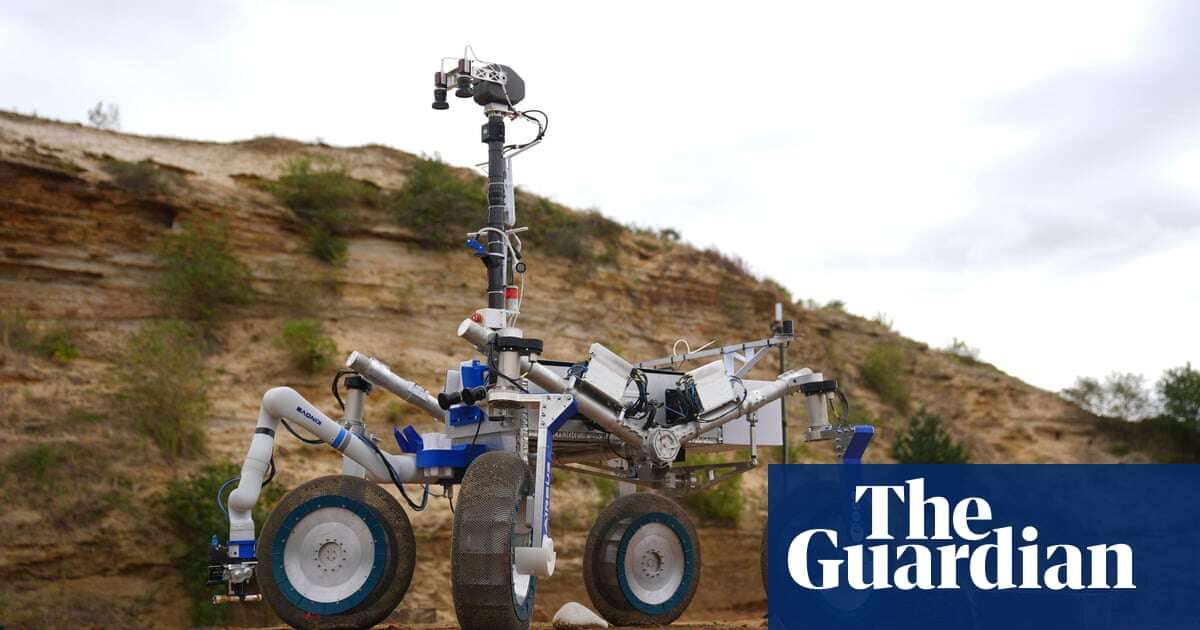 Airbus trials prototype space rovers in Bedfordshire quarry