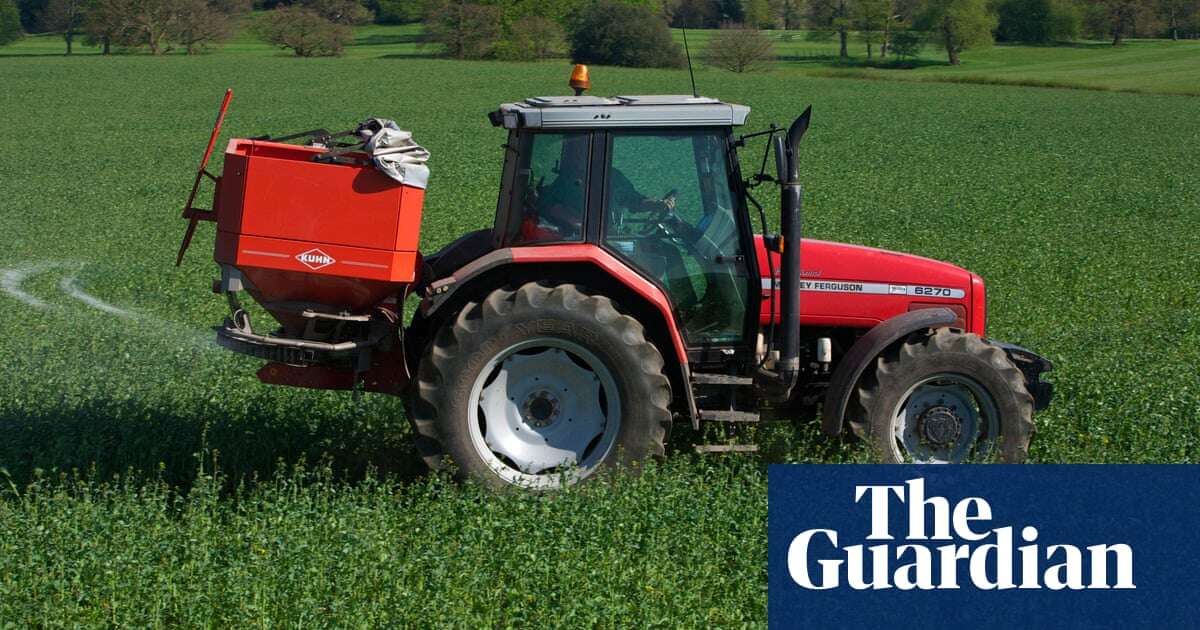 Farmers in England furious as Defra pauses post-Brexit payment scheme