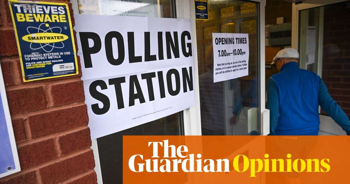 Voters like councillors more than MPs – so why is Labour wasting time destroying local democracy? | Polly Toynbee