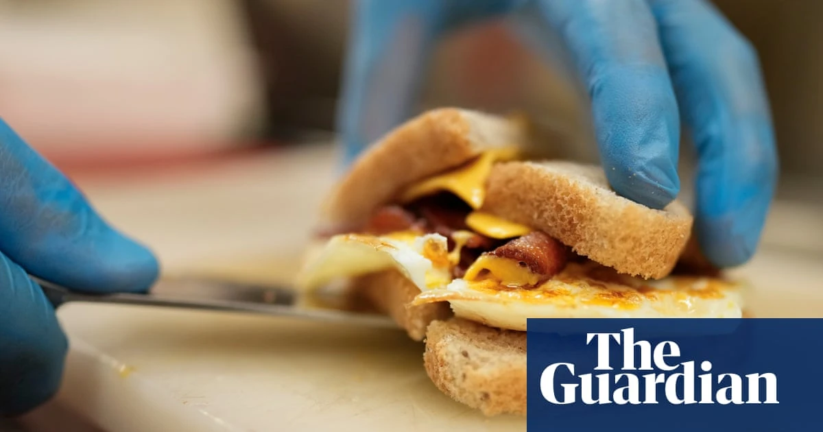 ‘No one wants to pay $25 for breakfast’: US restaurants are cracking under inflation