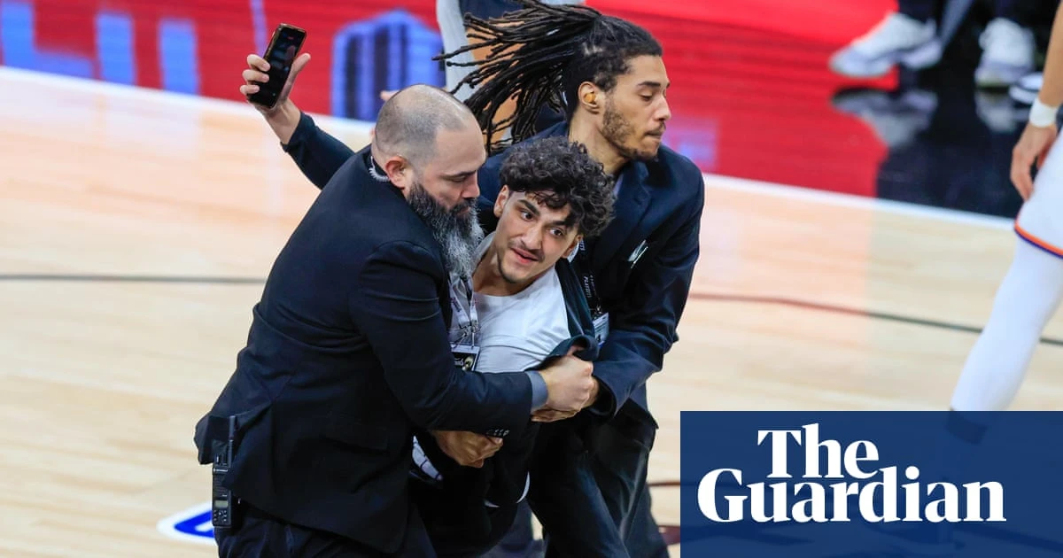 Fans given life bans for Wembanyama selfie as NBA looks at Brunson incident