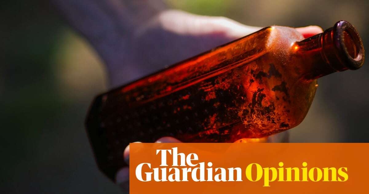 There’s no fortune to be made, but there’s a reason we keep looking for these glassy treasures down in the mud | Mic Looby