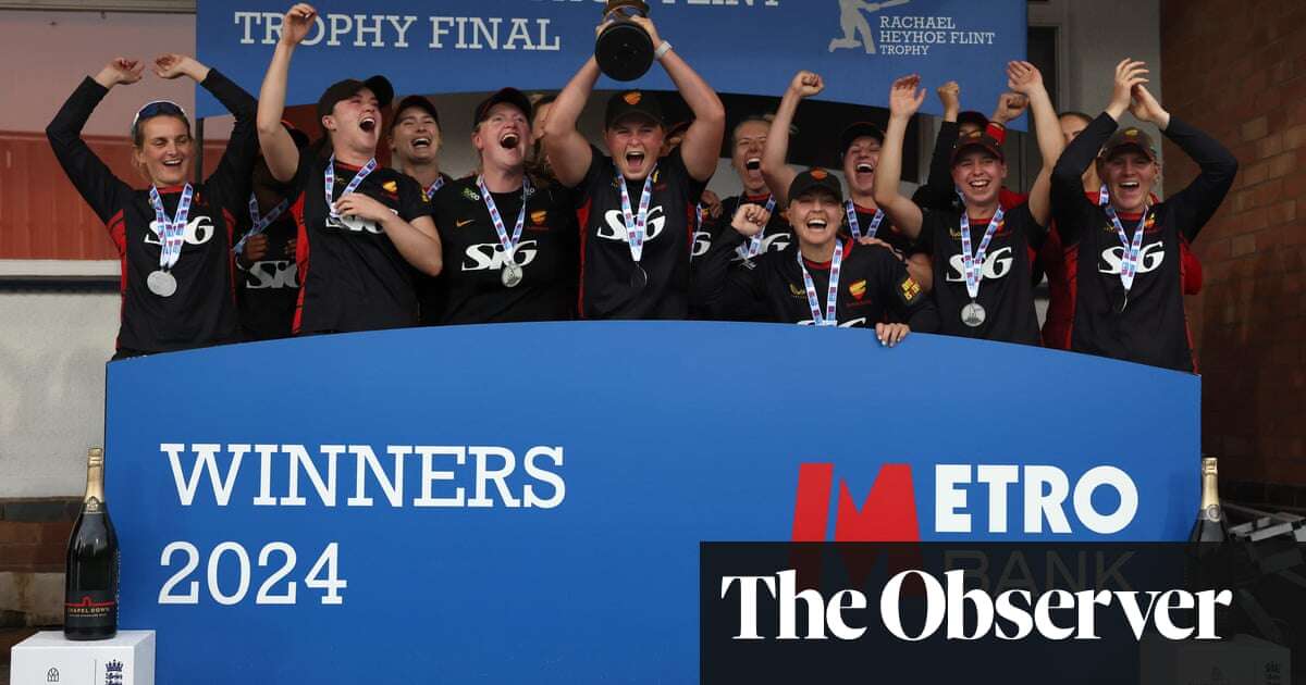 Sunrisers edge past South East Stars to take Rachael Heyhoe Flint Trophy glory