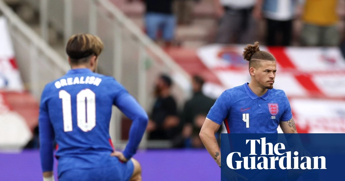 ‘It’s like clapping for the NHS’: Lionesses’ decision to stop taking the knee triggers debate