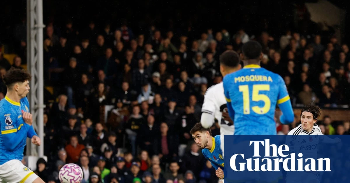 Fulham cruise past Wolves to end losing run and turn up heat on Vítor Pereira