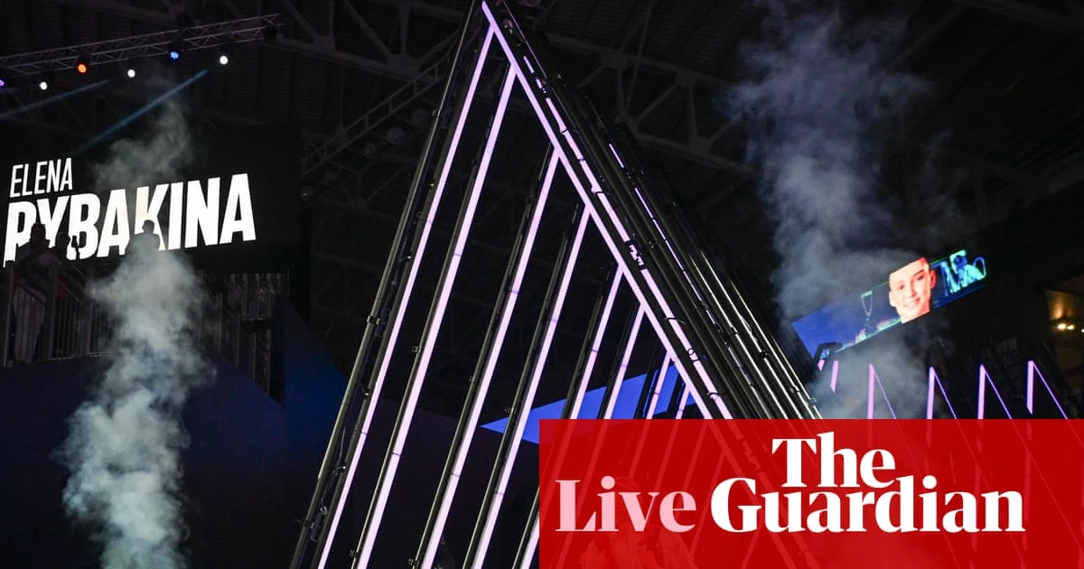 WTA Finals tennis: Elena Rybakina v Ekaterina Alexandrova, Iga Swiatek v Amanda Anisimova – live