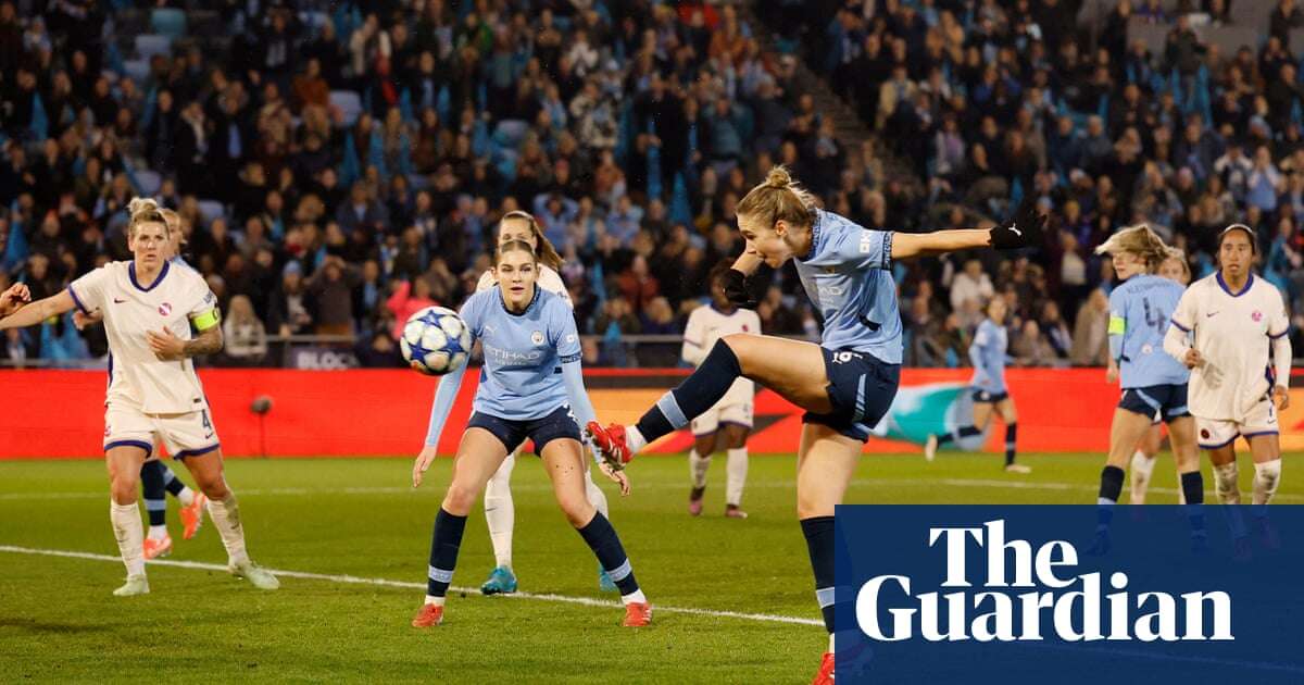 Miedema double gives Manchester City first-leg lead as Chelsea finally beaten