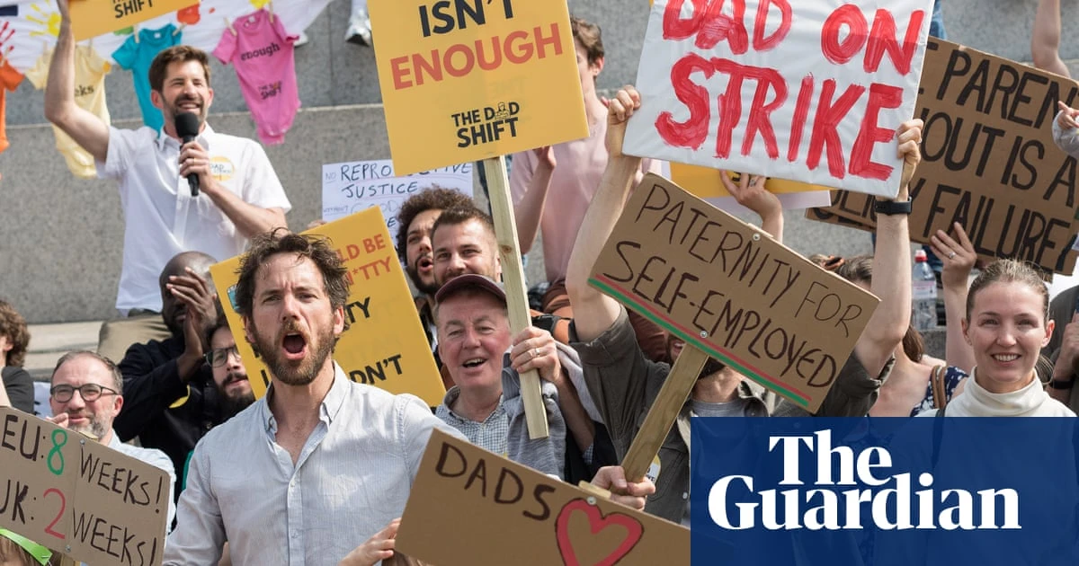 ‘Dad strikes’ in London and Edinburgh demand better paternity leave