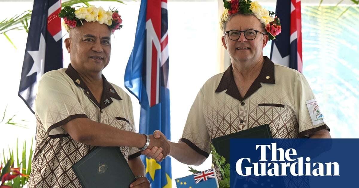 ‘Immoral and unacceptable’: Tuvalu calls on Australia to set urgent deadline to end fossil fuels