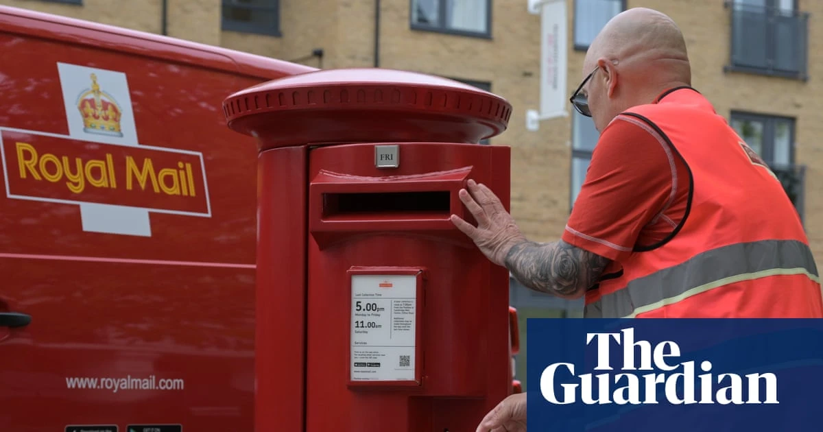 Royal Mail boss’s pay package soars to £6.9m despite profits slide