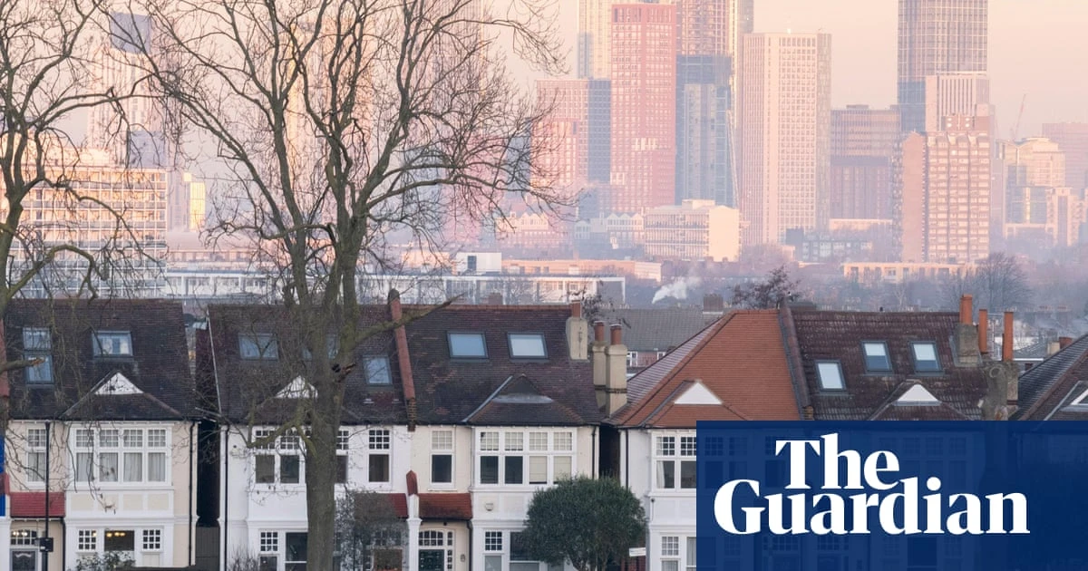 Calls to clean up England’s ‘toxic air’ as GP visits for asthma attacks rise 45%