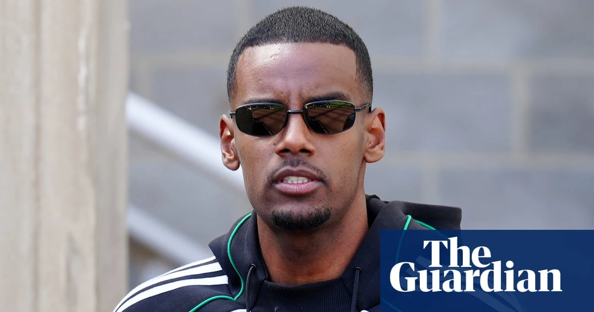 Alexander Isak ordered to miss Newcastle barbecue and train alone