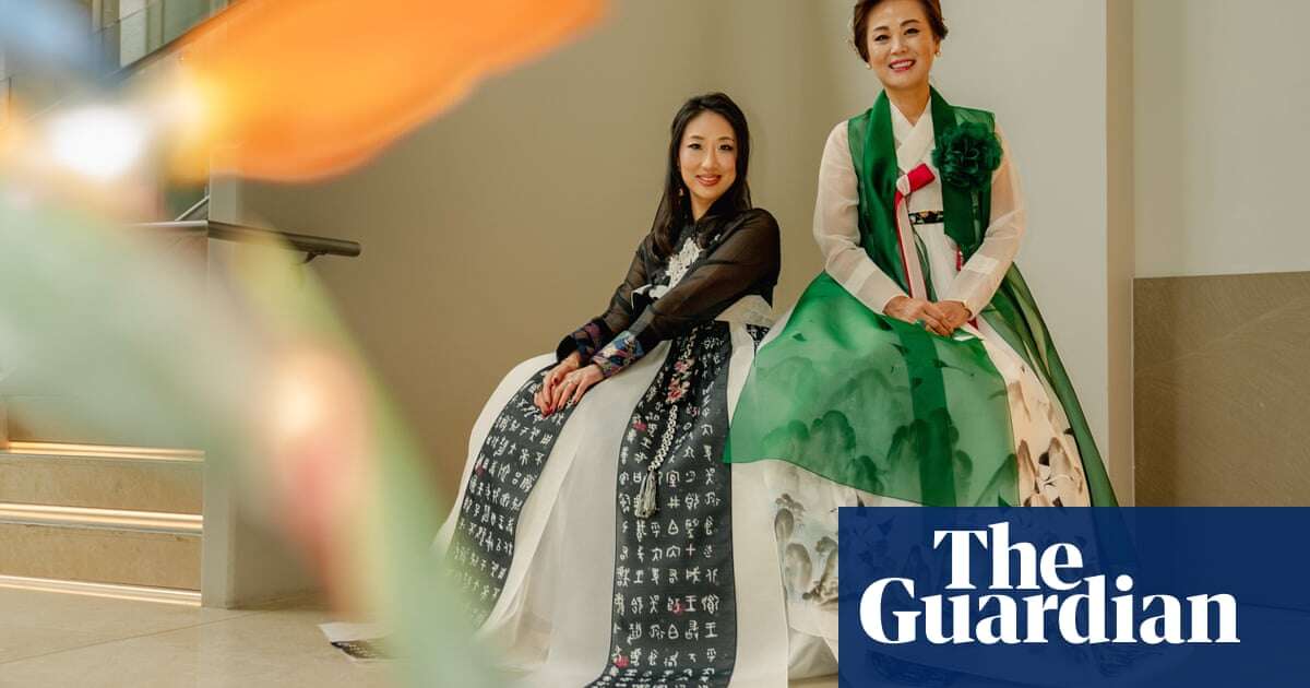 A mother and daughter reimagined the Korean hanbok. Now they’re dressing the San Diego Padres