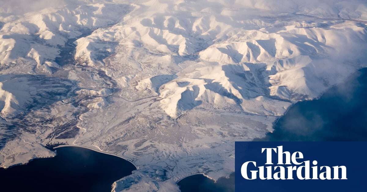 Temperatures at north pole 20C above average and beyond ice melting point