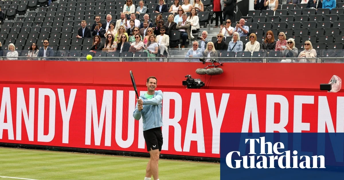 Andy Murray apologises for his ‘diabolical’ tennis on Queen’s Club court named after him